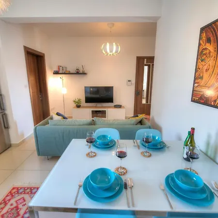 Charming 2 Bedroom Close To Junior College Etus1-1 Daire Msida